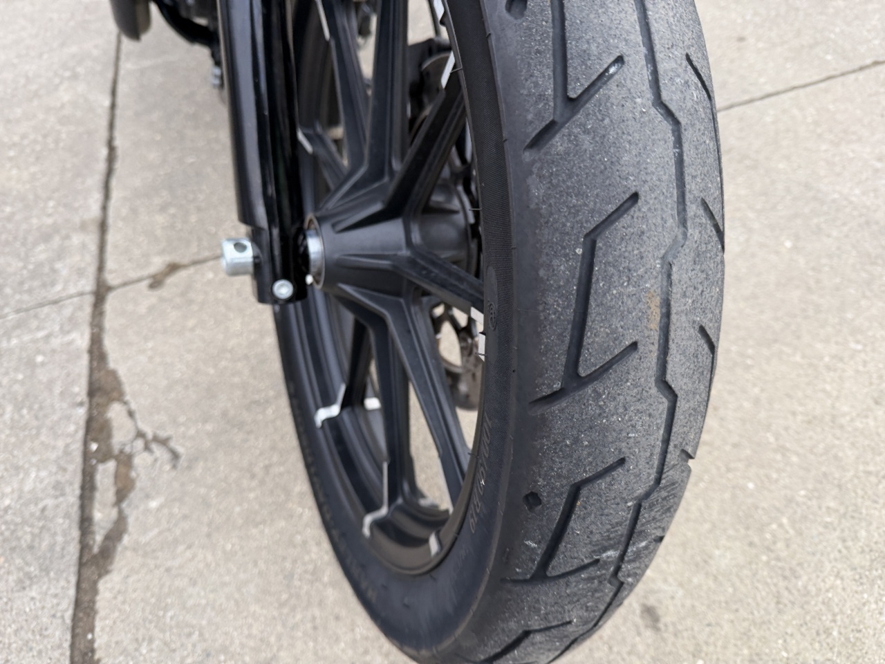 2016 Harley-Davidson Iron 883